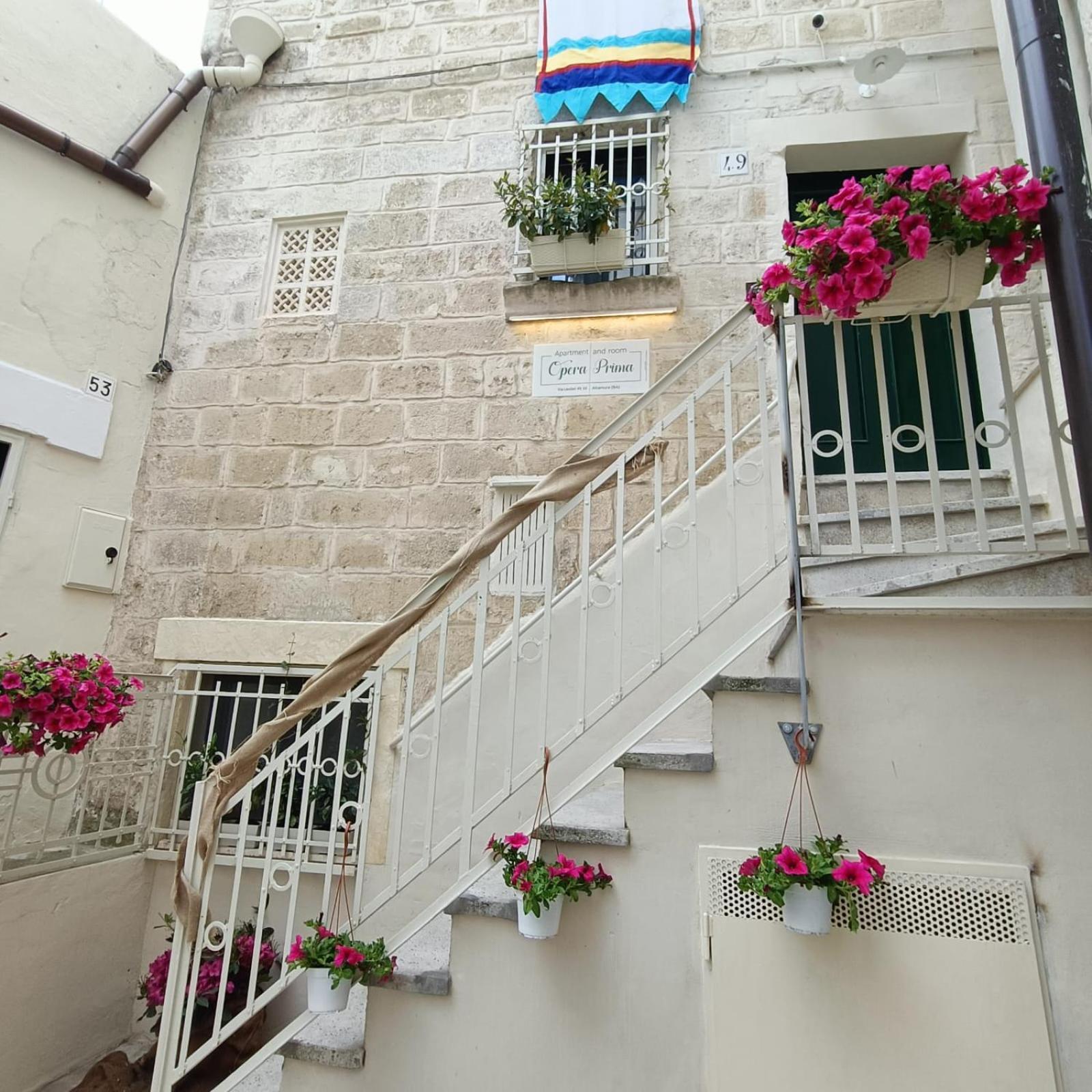 Opera Prima And Apartment *