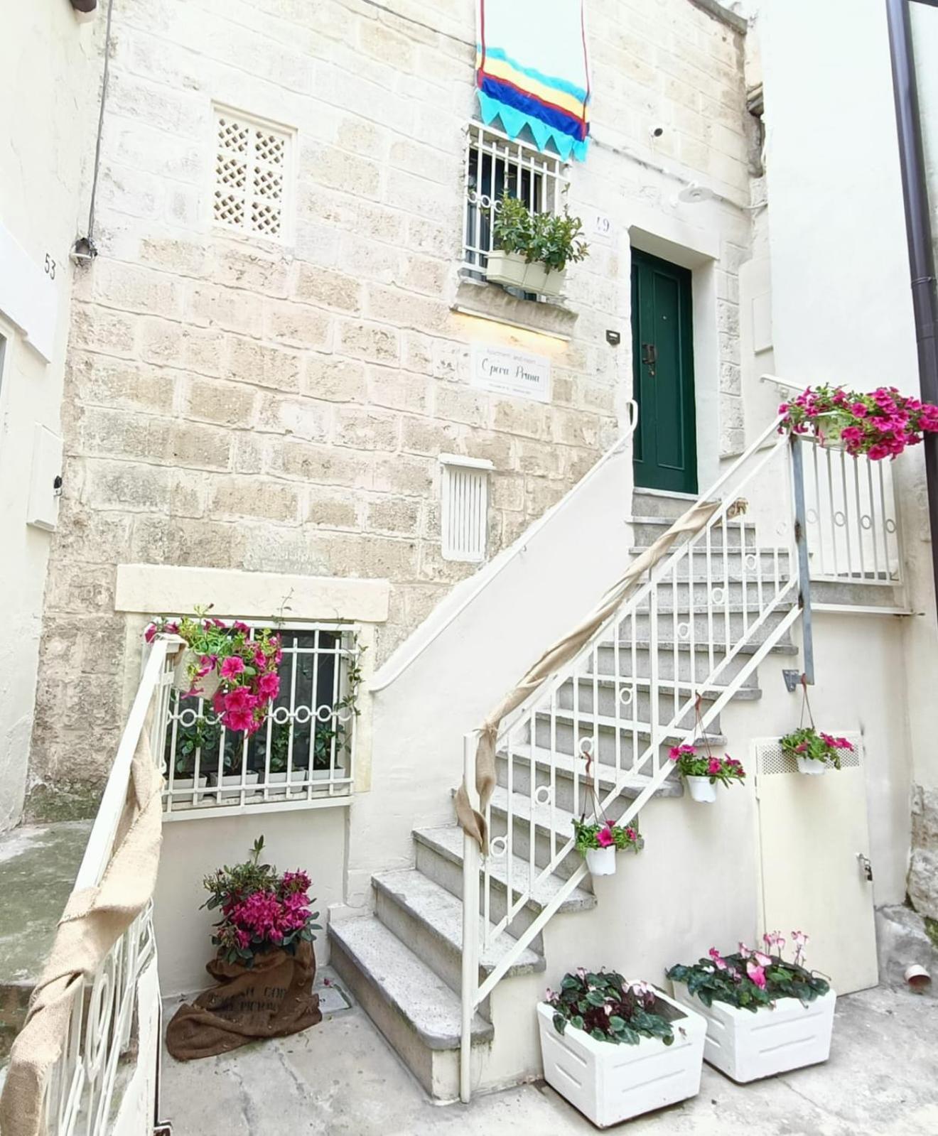 Opera Prima And Apartment *